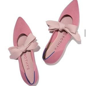 Rothys Mary Jane bow style in rosebud